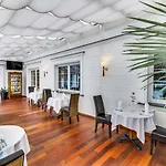 酒店 卢比兹酒店 4*