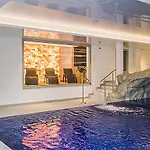 卢比兹酒店 酒店 4*