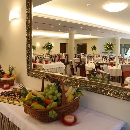 Lubicz Otel 4*