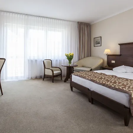 Lubicz Otel 4*